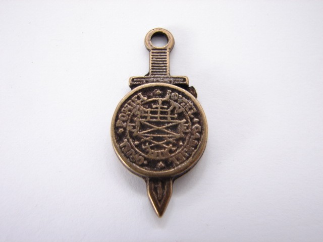 Boski miecz sprawiedliwości z tarczą Tetramorf 