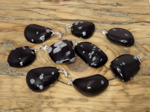 obsydian śnieżny * wisiorek