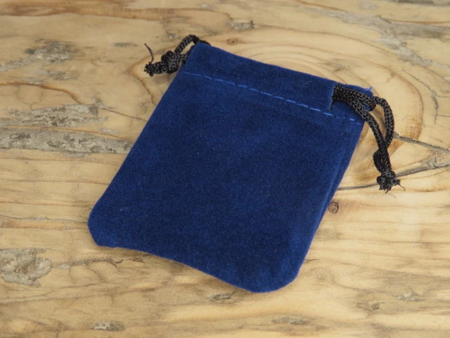 woreczek welurowy 5 x 7cm - granatowy