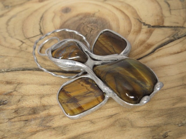 tygrysie oko * wisior anioł