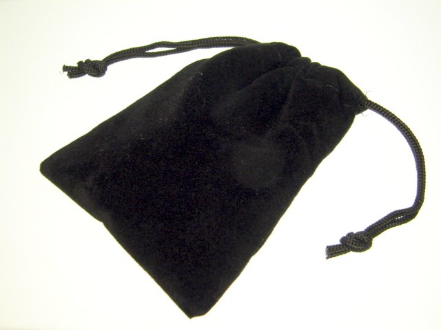 woreczek welurowy 7 x 9,5cm