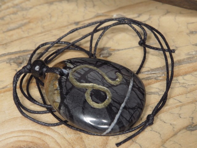 Lew - znak zodiaku - marmur