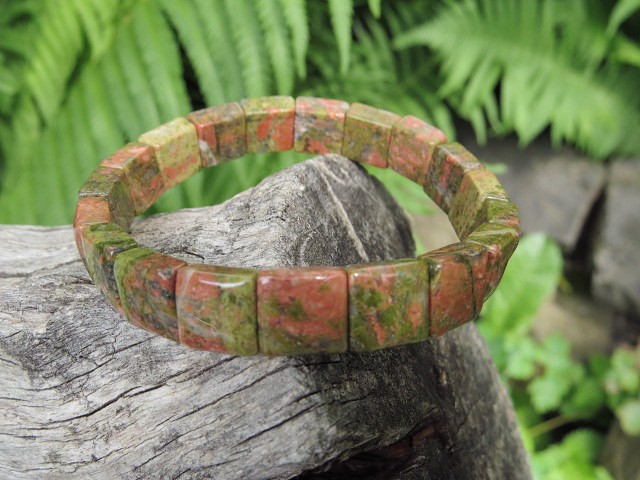 unakit * bransoletka