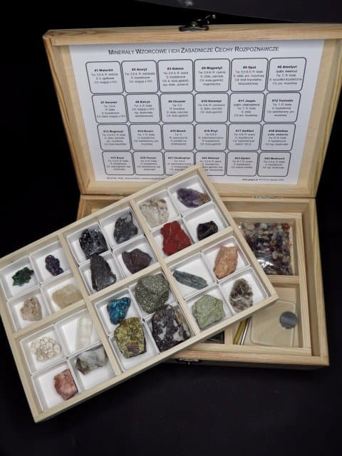 zestaw "MŁODY GEOLOG II - PROFES"