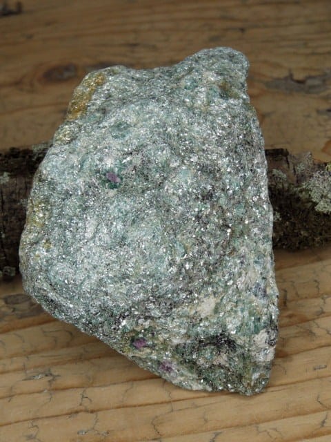 fuchsyt i rubin * Brazylia