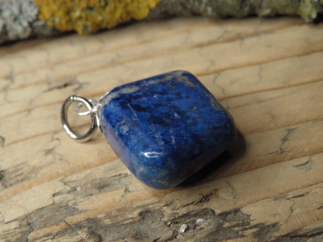 lapis lazuli * wisior