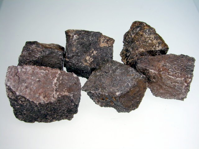 chromit - kamień