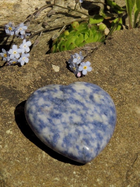 sodalit serce - serduszko z sodalitu