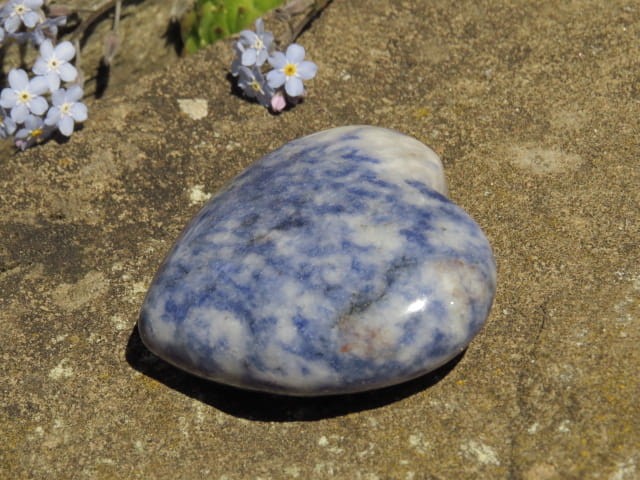 sodalit serce - serduszko z sodalitu