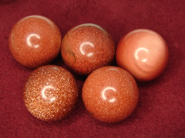 piasek pustynii * kulka 2cm 