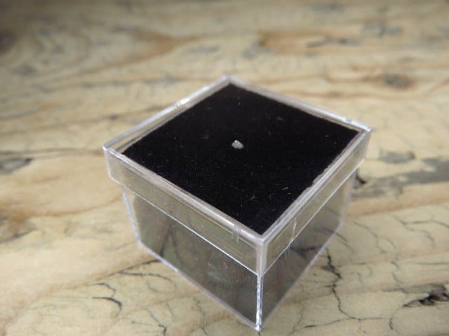 diament Tanzania - naturalne kryształy