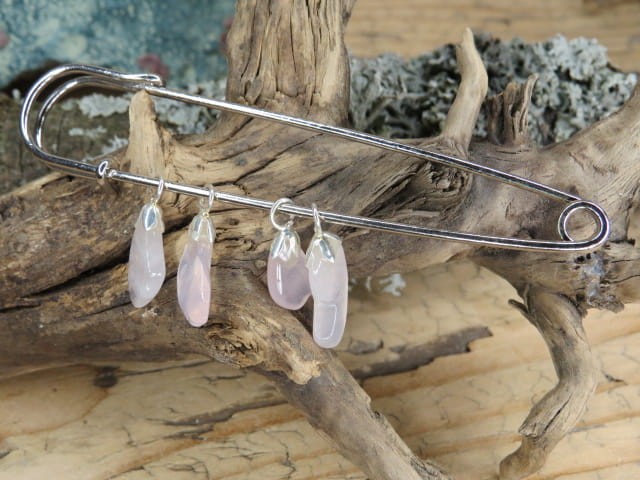 kwarc różowy agrafka - broszka
