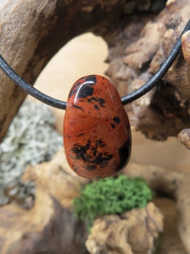 obsydian mahoniowy na rzemieniu