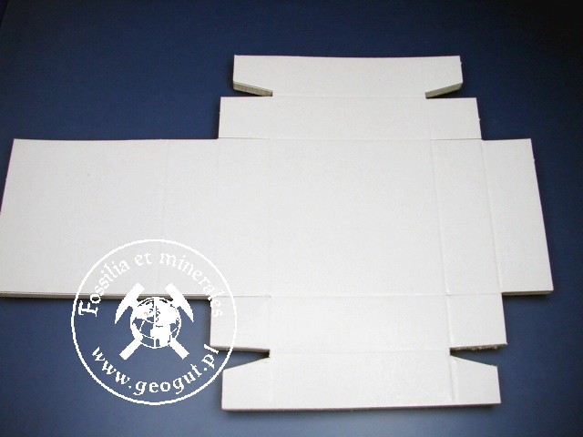 pudełeczka tekturowe 6x6cm