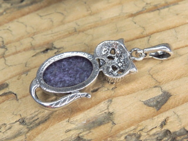 czaroit  * wisior kot