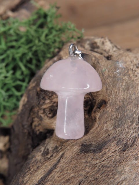 grzybek z kwarcu różowego * wisiorek