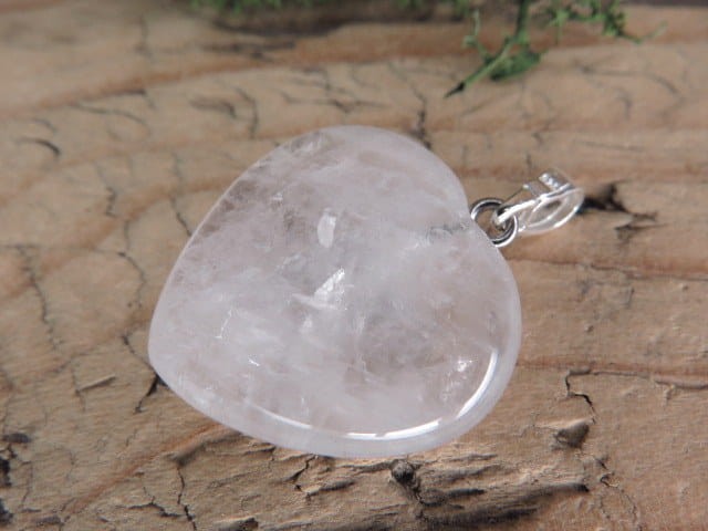 serduszko z kryształu górskiego * wisiorek