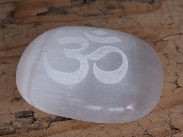 selenit * symbol Om - mydełko selenitowe