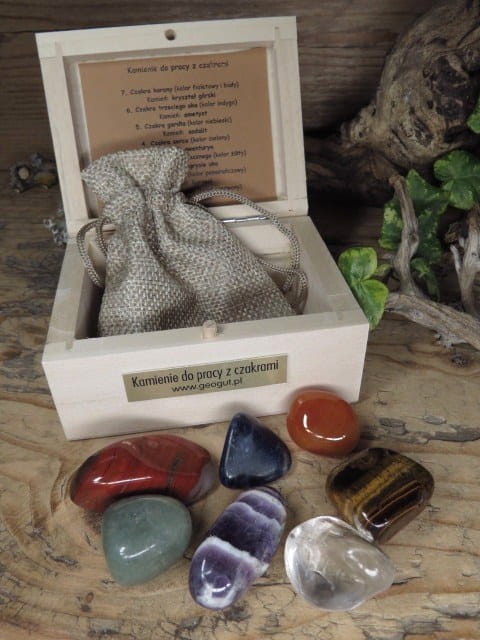 Kamienie polerowane do pracy z czakrami