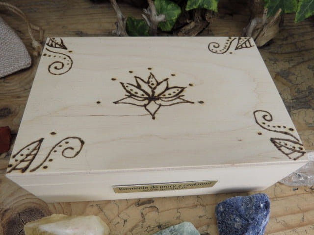 Kamienie surowe do pracy z czakrami