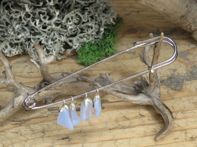 chalcedon błękitny agrafka - broszka