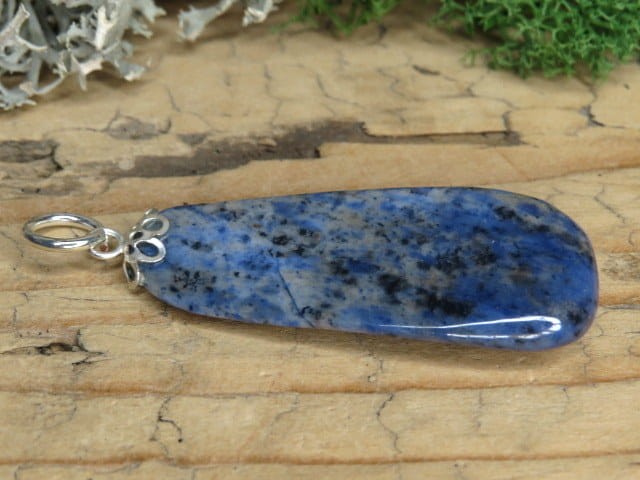 dumortieryt * wisior