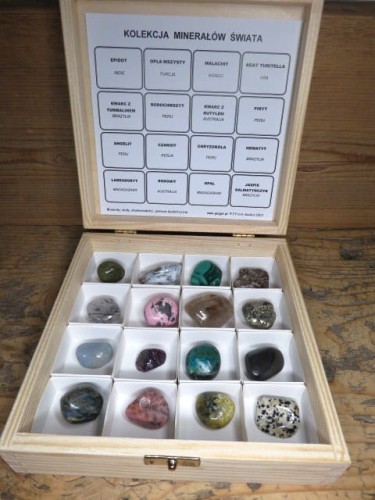 Zestaw polerowanych minerałów kolekcjonerskich