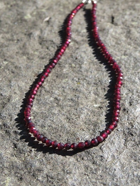 granat * naszyjnik z granatów 4mm - szlif fasetkowy