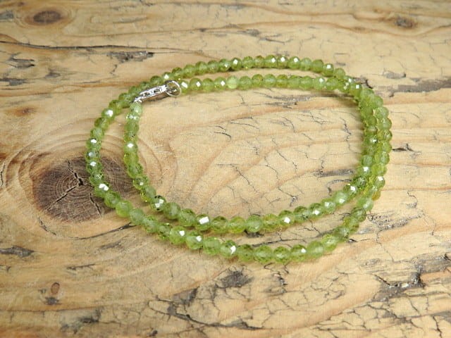 oliwin * naszyjnik z oliwinu 4mm - szlif fasetkowy