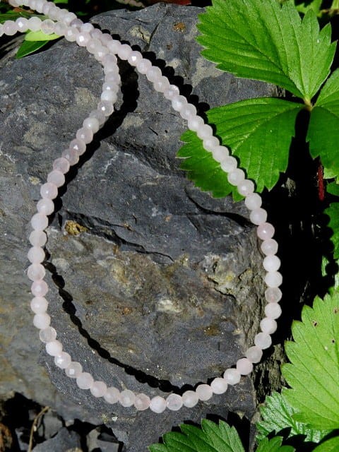 kwarc różowy * naszyjnik z kwarcu różowego 4mm - szlif fasetkowy