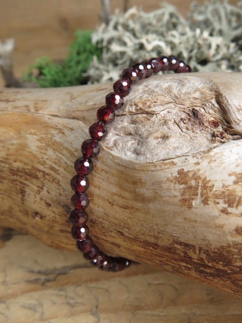 granat * bransoletka z granatów 4mm - szlif fasetkowy