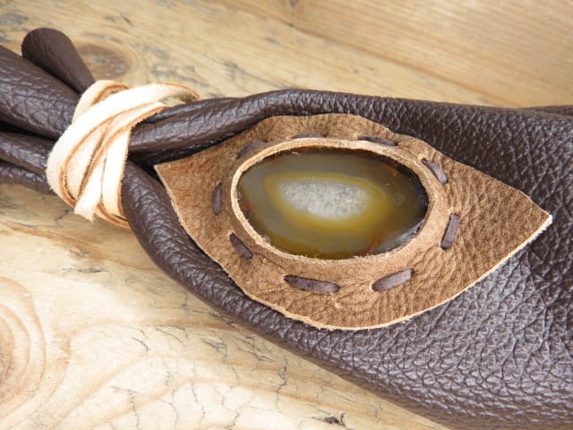 sakiewka skórzana z agatem * handmade