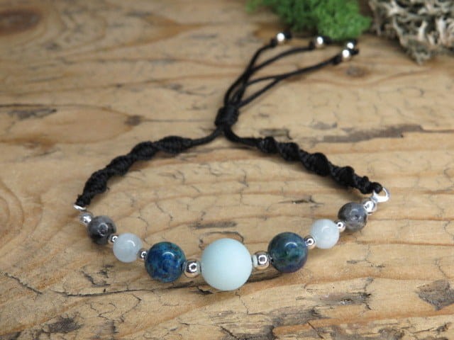 Kamienie dla znaku zodiaku Wodnik * bransoletka makrama