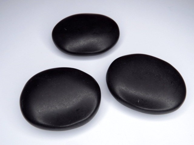 kamień do masażu z bazaltu 