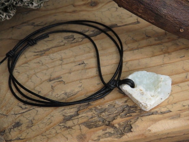 opal * Szklary Polska * talizman rozwoju duchowego na rzemieniu