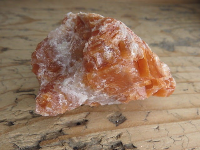 kalcyt ognisty Madagaskar