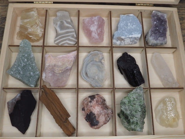Zestaw minerałów kolekcjonerskich