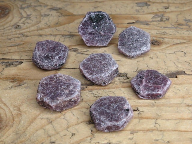 rubin - naturalny kryształ