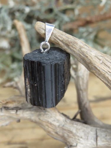 turmalin czarny szerl - wisior