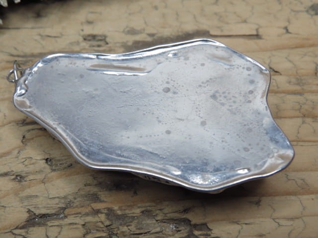 chalcedon winogronowy wisior