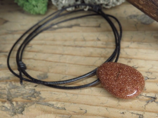 piasek pustyni * amulet na rzemieniu