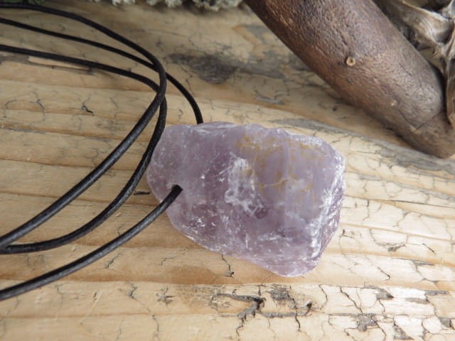 ametyst * talizman rozwoju duchowego na rzemieniu