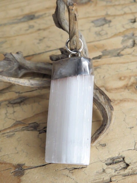 selenit surowy * wisior