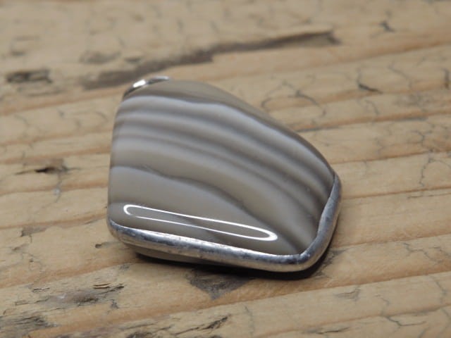 krzemień pasiasty * wisior