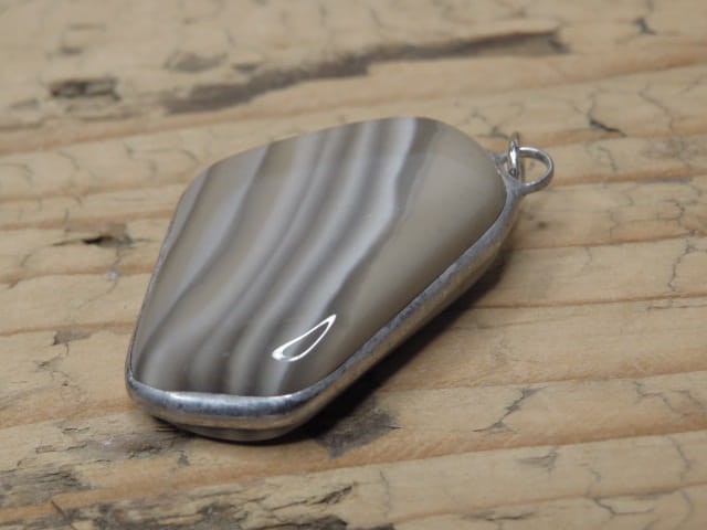 krzemień pasiasty * wisior