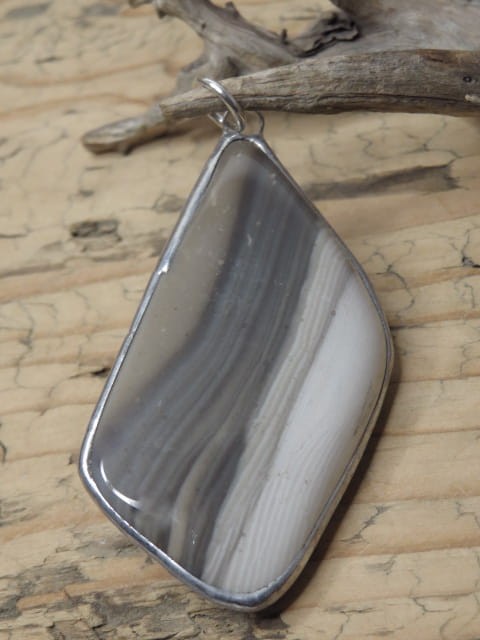 krzemień pasiasty * wisior