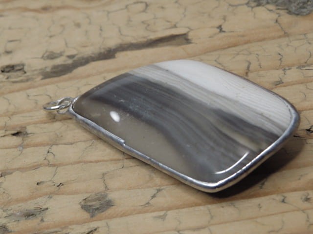 krzemień pasiasty * wisior