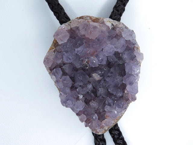 Bolo - ametyst - bolo z ametystu