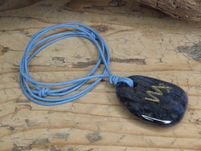 Panna - znak zodiaku - dumortieryt wisior