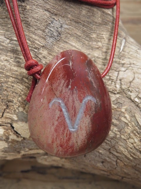 Baran - znak zodiaku - jaspis czerwony wisior